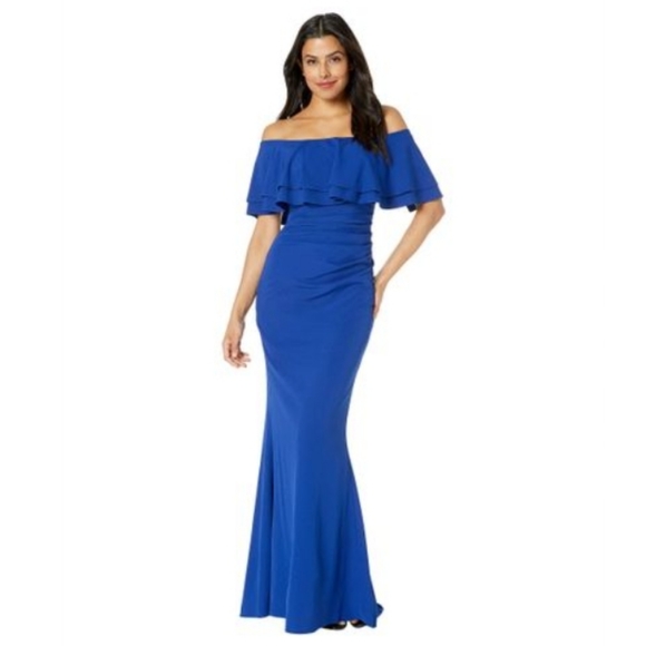 Vince Camuto Dresses & Skirts - Vince Camuto Off the Shoulder Gown